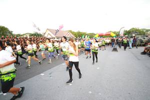 BIB: 
                            <button type="button" onclick="openModal(3530817)" class="btn btn-primary btn-sm float-right btn-popup" data-toggle="modal" data-target=".modal-high-quality">
                        <i class="fas fa-shopping-cart"></i> Add to Cart
                    </button>
                                            <button type="button" onclick="isThisMe(3530817, true)" class="btn btn-success btn-sm float-right btn-popup btn-isme hidden" data-toggle="tooltip" data-placement="bottom" title="นี่คือรูปของคุณใช่ไหม คลิกที่นี่เพื่อเอาเข้าอัลบั้ม">
                        <i class="fas fa-plus"></i> Add to album
                    </button>
                    <button type="button" onclick="isThisMe(3530817, false)" class="btn btn-warning btn-sm float-right btn-popup btn-isnotme hidden">
                        <i class="fas fa-ban"></i> Remove from album
                    </button>